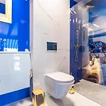 Villa Santorini *
