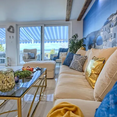 Santorini Villa