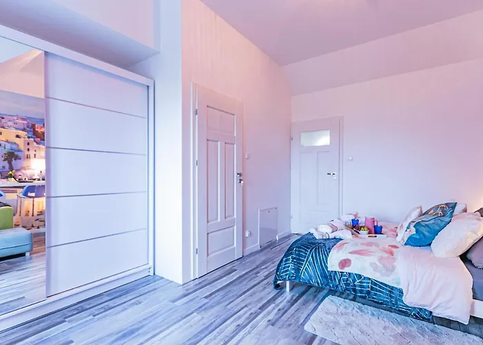 Santorini * Konarzyny (Koscierzyna)